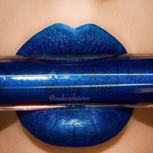 Anastasia Beverly Hills Liquid Lipstick “Paint”